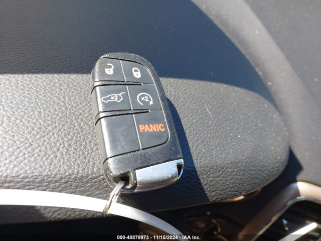 1C4RJFBG2GC441350 Jeep Grand Cherokee Limited 75th Anniversary
