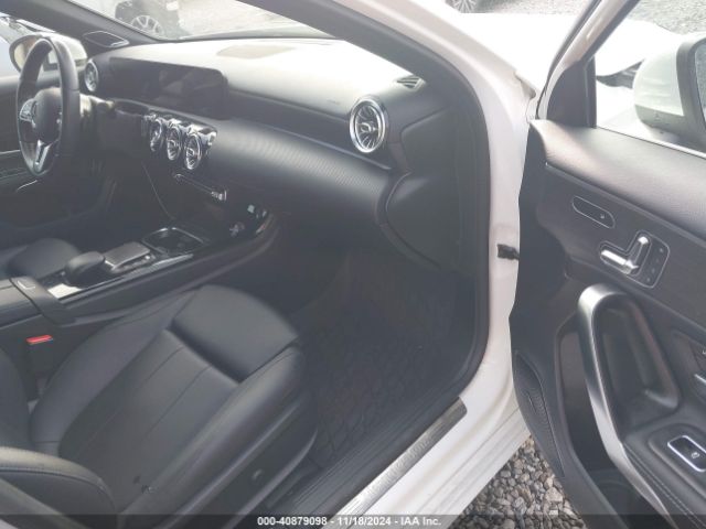 W1K3G4FB0MJ294661 Mercedes-Benz A 220 4matic