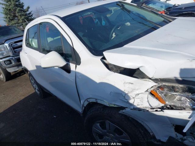 3GNCJKSB8GL235917 Chevrolet Trax 1ls