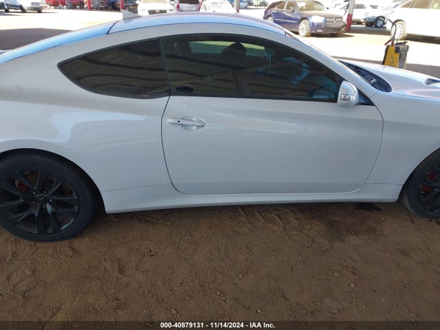 Hyundai Genesis 3.8 Base 2015 KMHHT6KJ9FU129404 Image 13