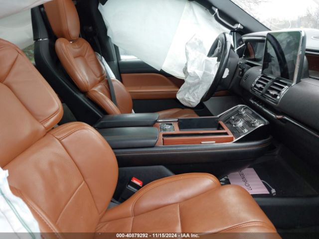 5LMJJ2LT1LEL14534 Lincoln Navigator Reserve