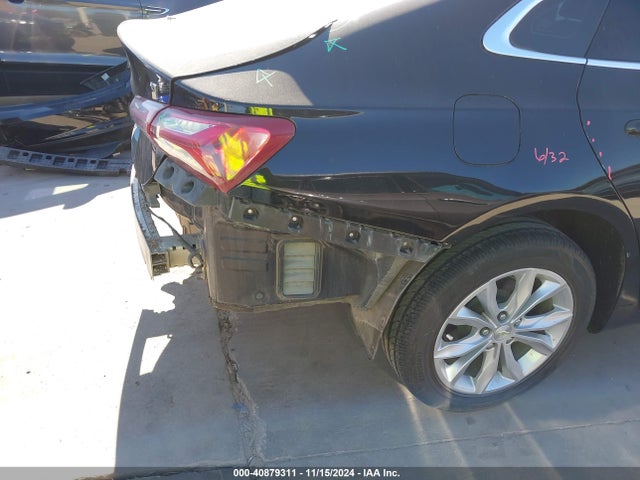 1G1ZD5ST9KF146003 Chevrolet MALIBU LT