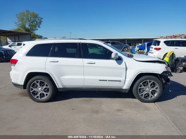 1C4RJFBTXJC273249 Jeep Grand Cherokee Sterling Edition 4x4