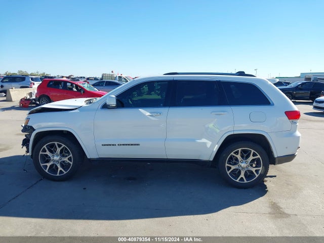 1C4RJFBTXJC273249 Jeep Grand Cherokee Sterling Edition 4x4