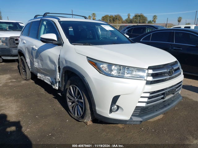 Toyota Highlander Xle 2019 5TDKZRFH3KS350125 Image 1