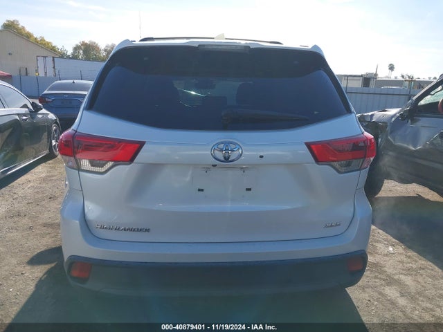 Toyota Highlander Xle 2019 5TDKZRFH3KS350125 Image 16