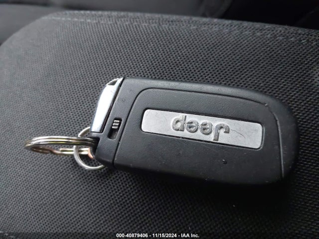 ZACCJBAB9JPJ43544 Jeep Renegade Sport 4x4