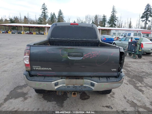 Toyota Tacoma Double Cab 2014 3TMLU4EN7EM153203 Image 17