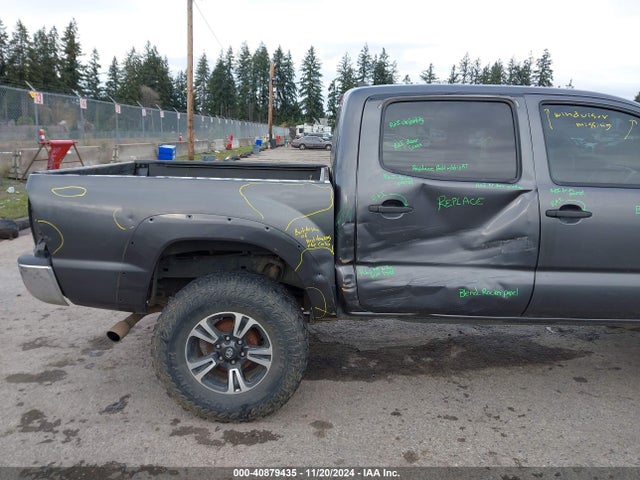 Toyota Tacoma Double Cab 2014 3TMLU4EN7EM153203 Image 6