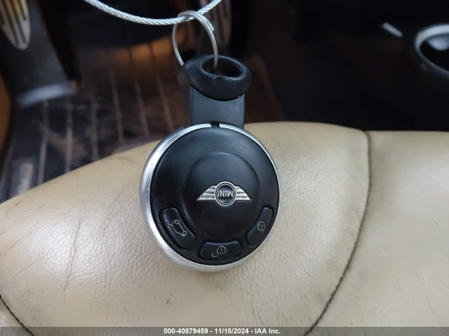 2009 MINI COOPER S WMWMF73589TW81422 Photo 10