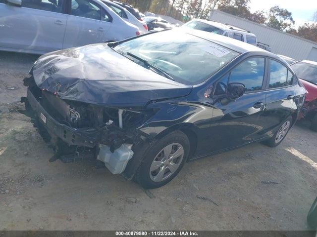 Chevrolet Cruze Ls Auto 2018 1G1BC5SM4J7163040 Image 2
