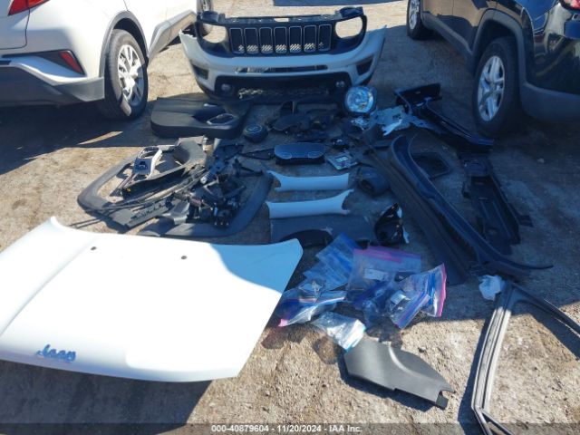 ZACNJDB16NPN45313 Jeep Renegade Latitude 4x4