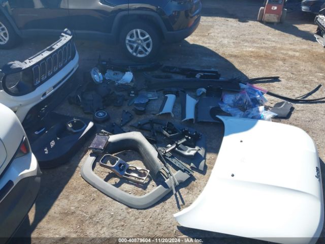 ZACNJDB16NPN45313 Jeep Renegade Latitude 4x4