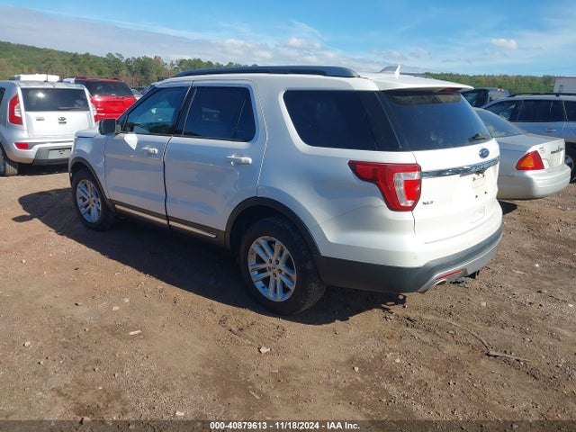 Ford EXPLORER XLT 2017 1FM5K7D83HGA45814 Image 3
