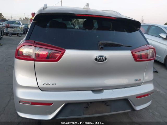 KNDCB3LC7K5226668 KIA NIRO LX
