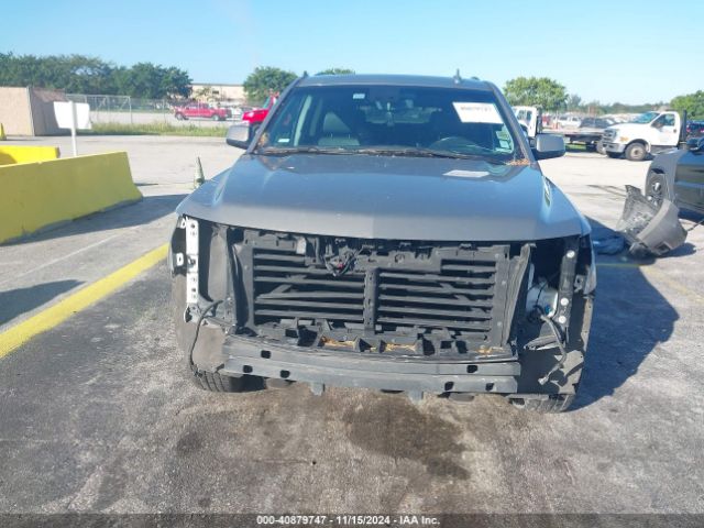 1GNSKBKC1JR186254 Chevrolet Tahoe Lt