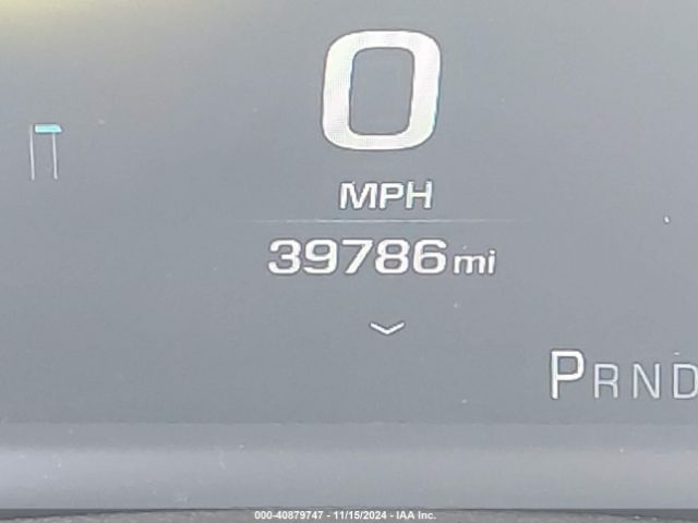 1GNSKBKC1JR186254 Chevrolet Tahoe Lt