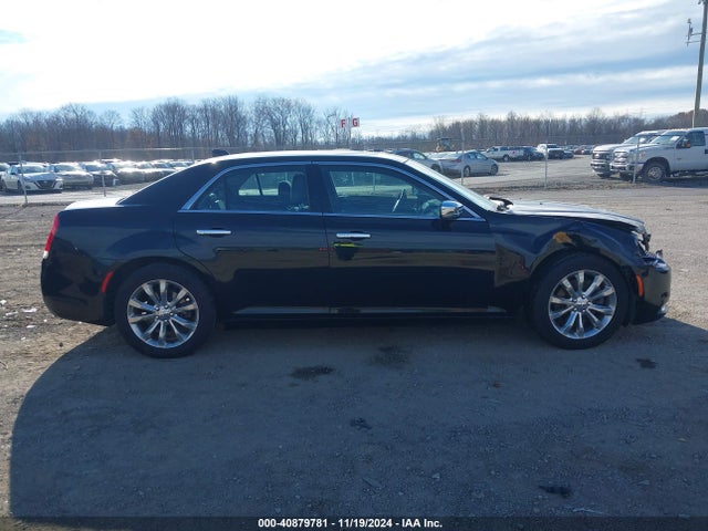 2C3CCAKG4JH304535 Chrysler 300 Limited Awd