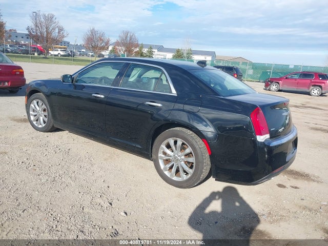 2C3CCAKG4JH304535 Chrysler 300 Limited Awd