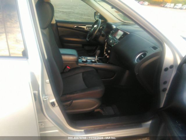 5N1DR2MMXKC583352 Nissan Pathfinder Sv