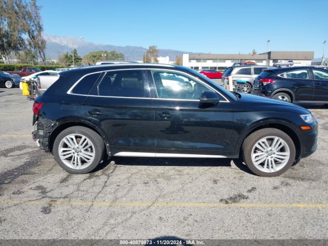 WA1BNAFY8K2101947 Audi Q5 45 Premium