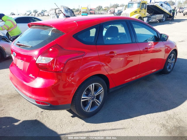 Ford FOCUS SE 2014 1FADP3K24EL389945 Image 4