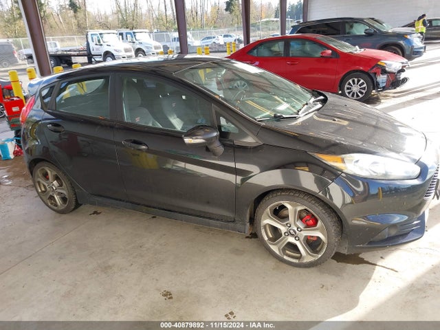 Ford FIESTA ST 2015 3FADP4GX2FM211073 Image 12
