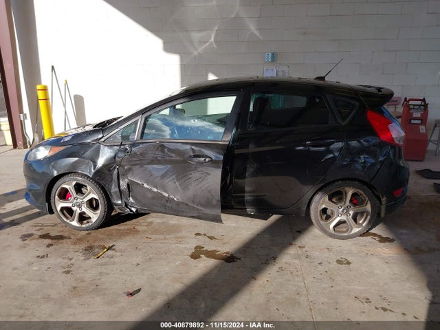 Ford FIESTA ST 2015 3FADP4GX2FM211073 Image 13