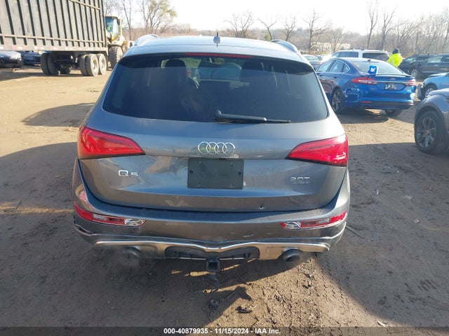 Audi Q5 2.0t Premium 2017 WA1L2AFP1HA044266 Image 16