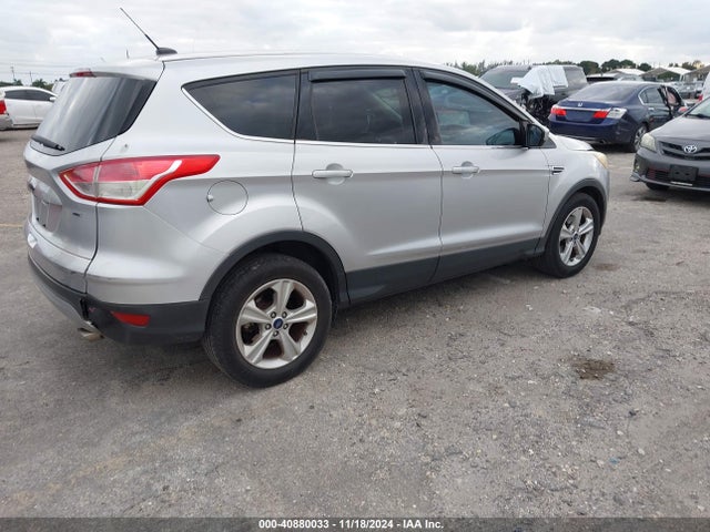 Ford ESCAPE SE 2016 1FMCU0G79GUB89864 Image 4