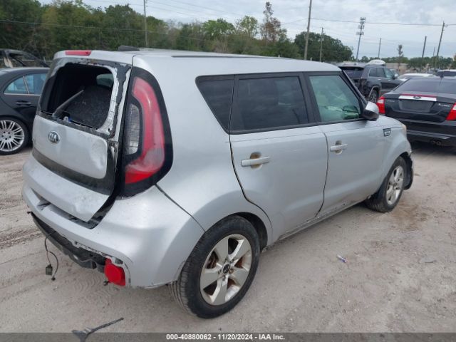 KNDJN2A27J7507715 KIA Soul