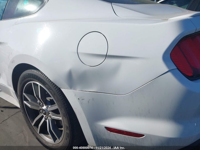 Ford Mustang Ecoboost 2015 1FA6P8THXF5356558 Image 18