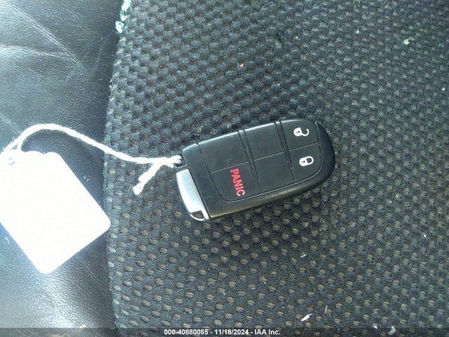 3C4PDDGGXJT388498 Dodge Journey Crossroad Awd
