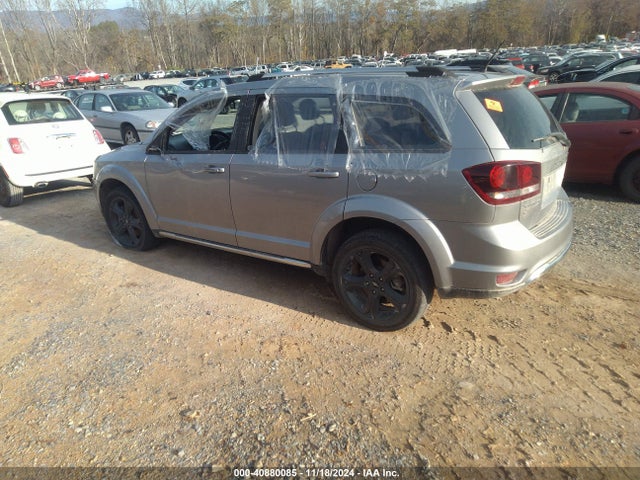 3C4PDDGGXJT388498 Dodge Journey Crossroad Awd