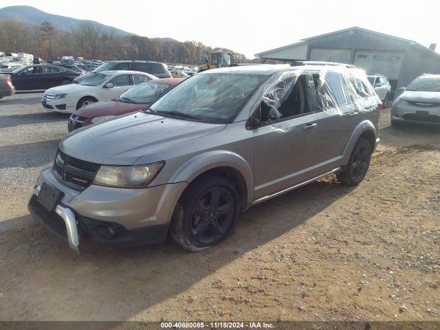 3C4PDDGGXJT388498 Dodge Journey Crossroad Awd