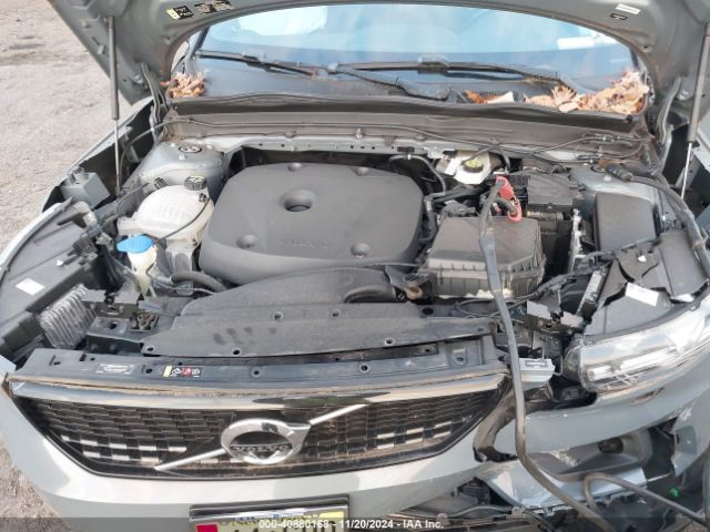 2021 VOLVO XC40 YV4162UM6M2494402 Photo 9