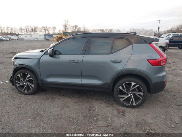 YV4162UM6M2494402 Volvo Xc40 T5 R-design