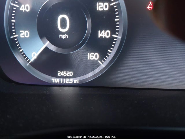 YV4162UM6M2494402 Volvo Xc40 T5 R-design