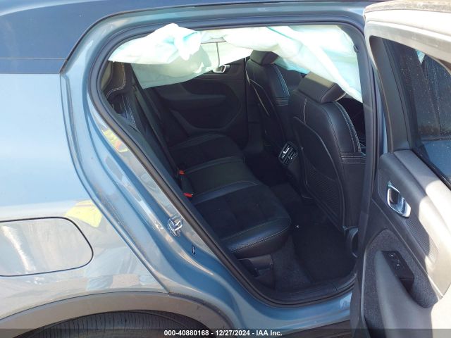 2021 VOLVO XC40 YV4162UM6M2494402 Photo 7