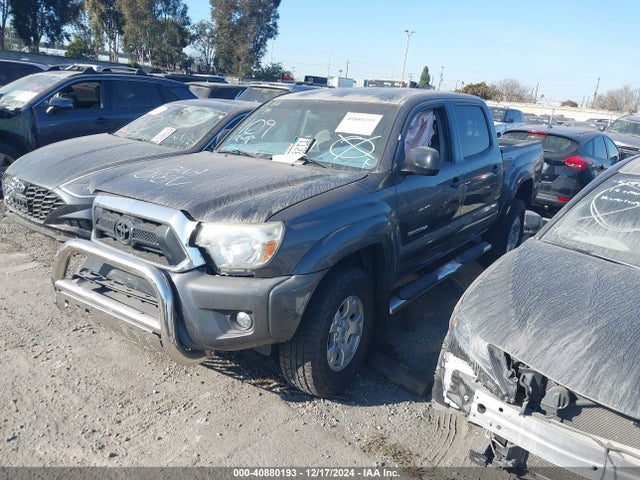 Toyota Tacoma Double Cab Prerunner 2015 3TMJU4GN9FM177329 Image 2