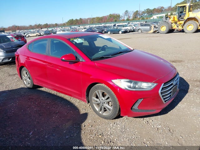 2017 5NPD84LF2HH167833 main image
