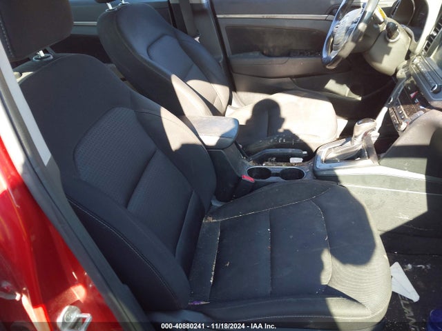 Hyundai Elantra Value Edition 2017 5NPD84LF2HH167833 Image 5