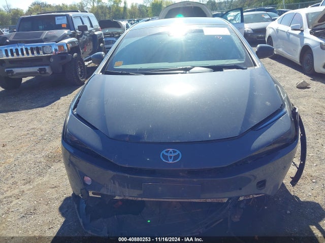 Toyota Prius Xle Awd-e 2024 JTDADABU5R3012199 Image 12