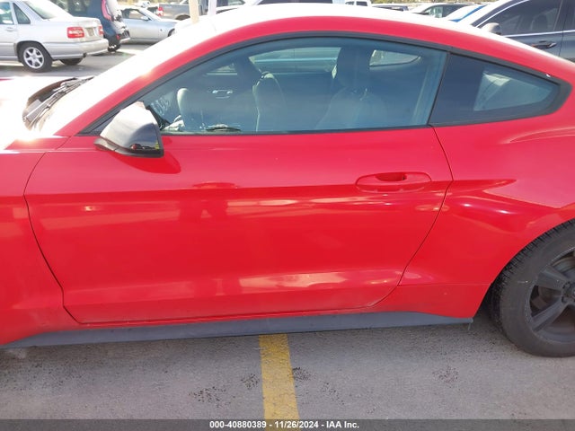 1FA6P8AM1G5268967 Ford Mustang V6