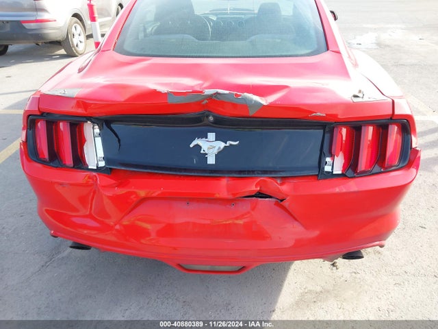 1FA6P8AM1G5268967 Ford Mustang V6