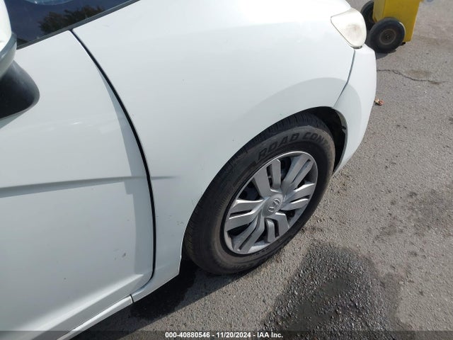 Honda FIT LX 2017 JHMGK5H51HS014848 Image 18