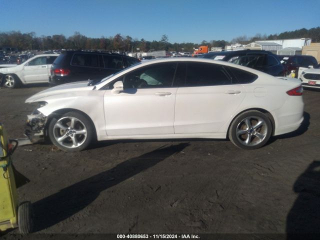 3FA6P0H72FR274077 Ford FUSION SE