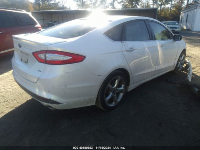 3FA6P0H72FR274077 Ford FUSION SE