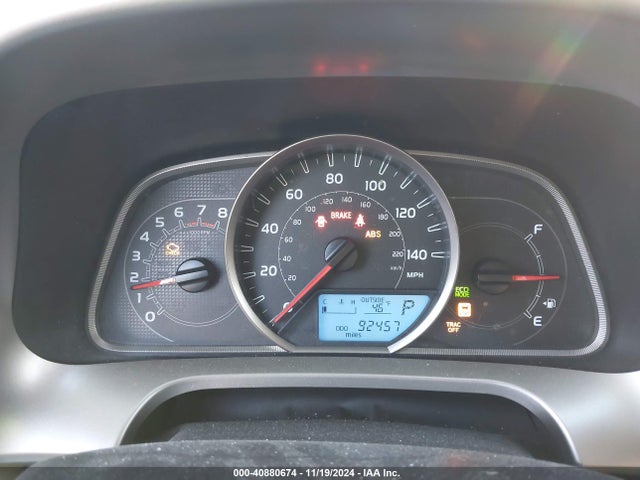 JTMWFREV6EJ007537 Toyota Rav4 Xle