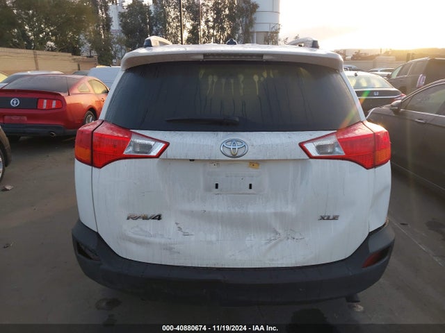 JTMWFREV6EJ007537 Toyota Rav4 Xle